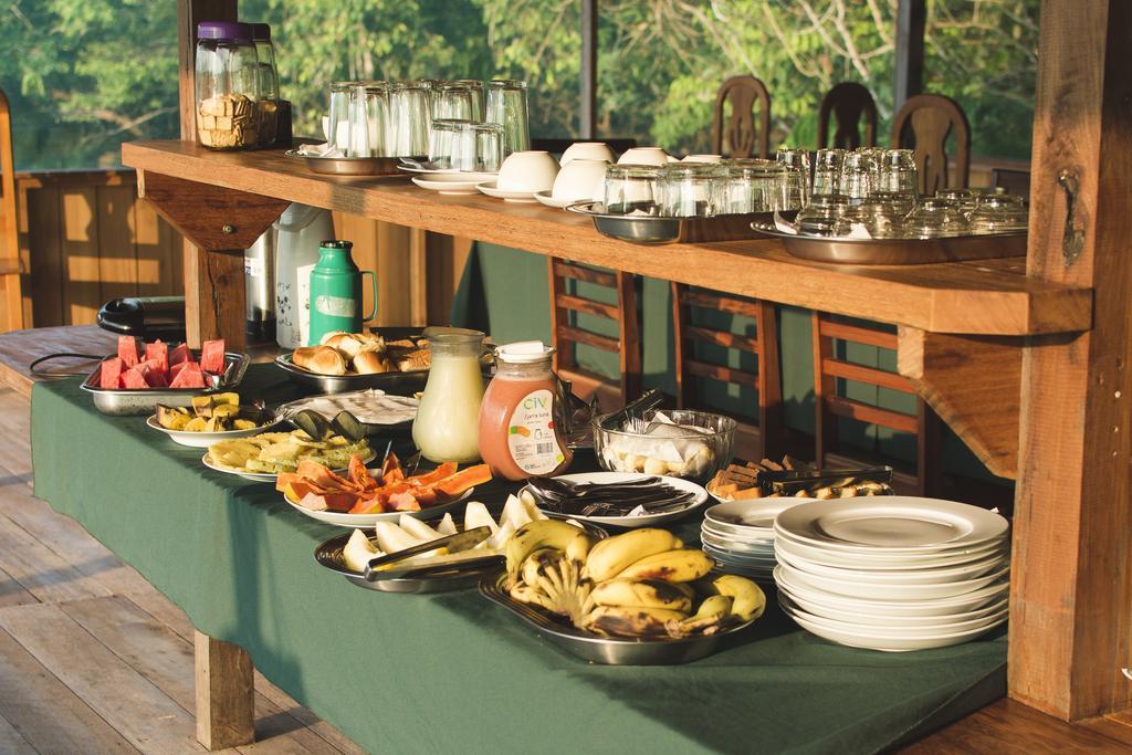 Amazon Arowana Lodge Careiro Exterior foto